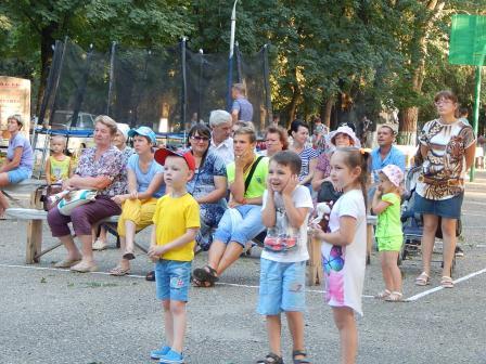 В парке им. Симикина состоялся яркий праздник 